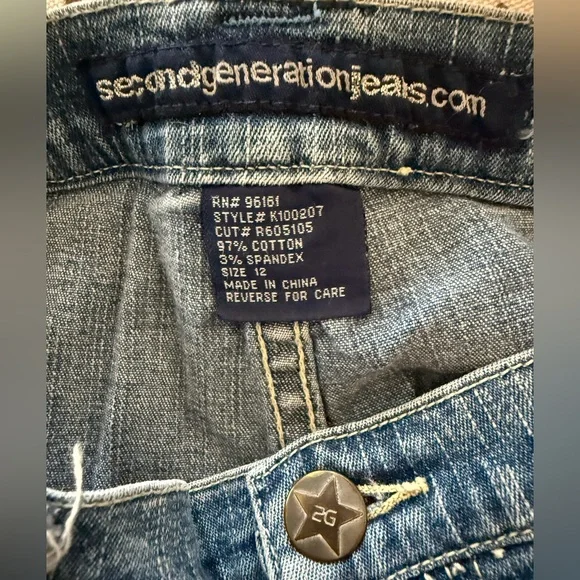 Blue Flare Jeans with Distressed Details - Vintage Y2K - Picture 5 of 5